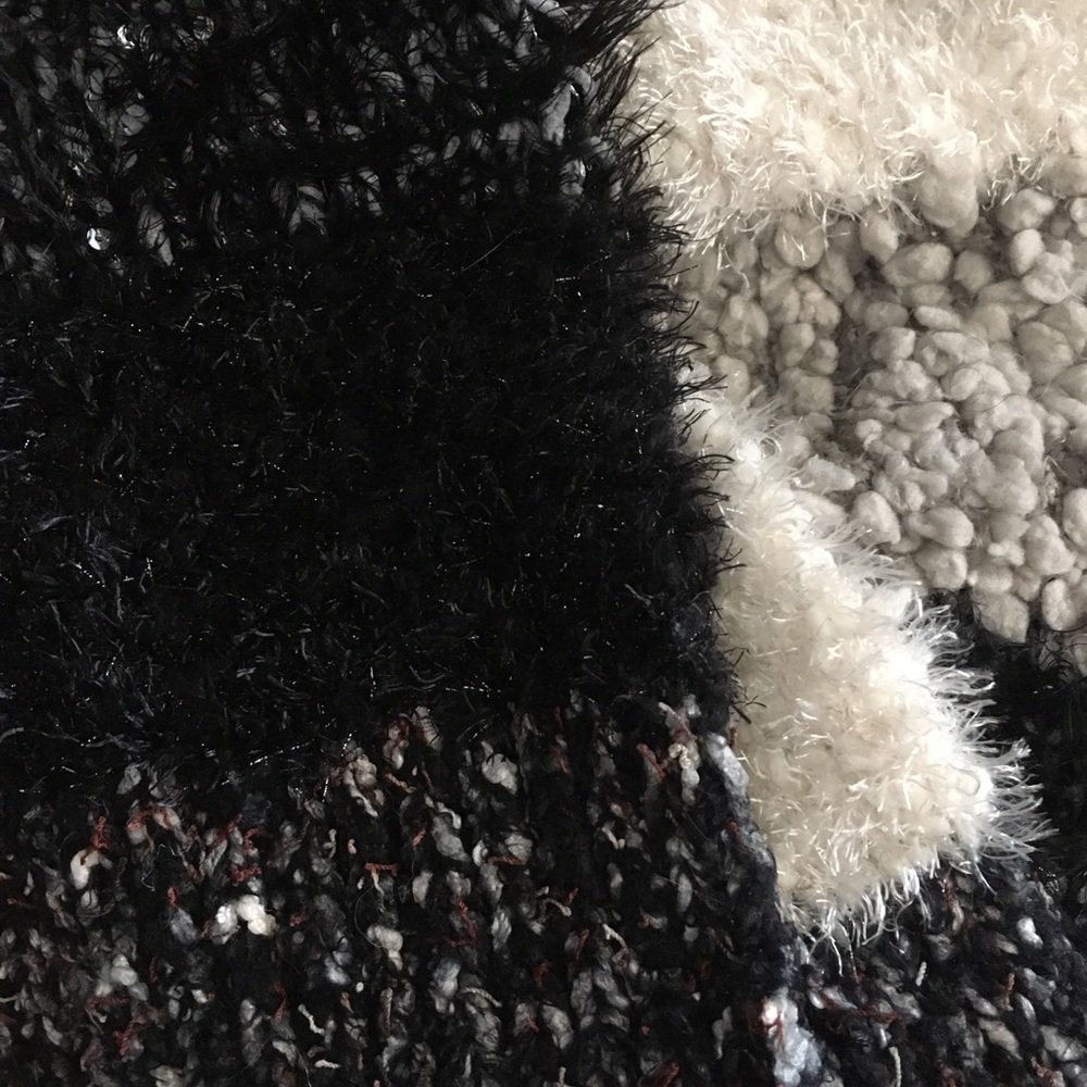Scarf - Picture 4 of 5